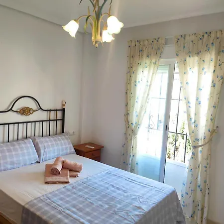 Homestay Altos De La Bahia Danuriaes *