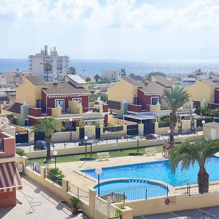 Altos De La Bahia Danuriaes Homestay